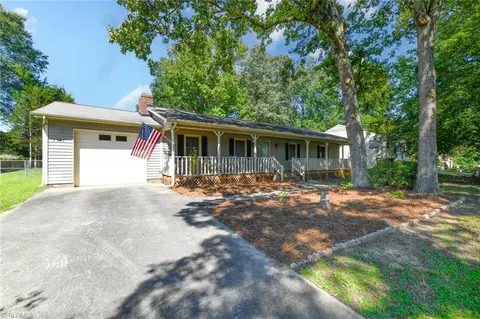 3730 Jill Dr, Trinity, NC 27370