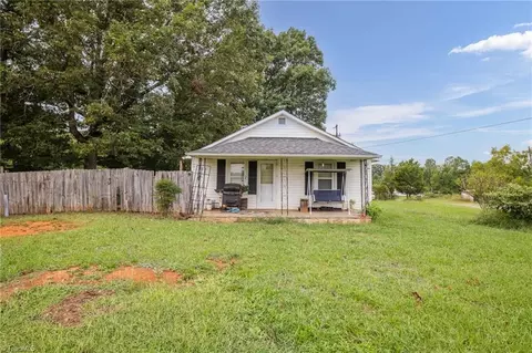 844 Hill Rd, Lexington, NC 27292