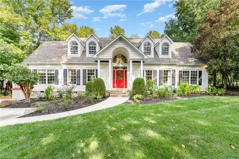 1623 Pleasant Ridge Rd, Greensboro, NC 27409