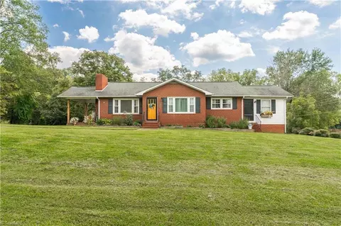 1399 Ararat Rd, Ararat, NC 27007