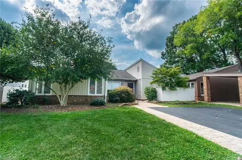 108 Spyglass Dr #N, Advance, NC 27006