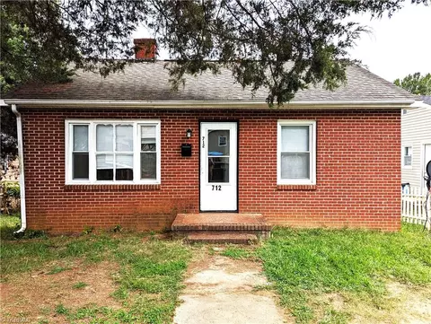 712 Devonshire St W, Winston Salem, NC 27127