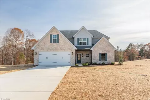322 Fulton Rd, Advance, NC 27006