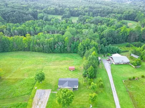 299 Odell Rd, Mayodan, NC 27027 photo 3