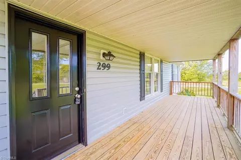 299 Odell Rd, Mayodan, NC 27027 photo 6