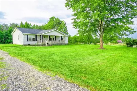299 Odell Rd, Mayodan, NC 27027 photo 2