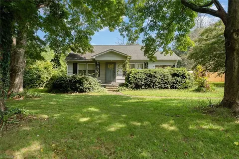 1085 Old Linwood Rd, Lexington, NC 27292