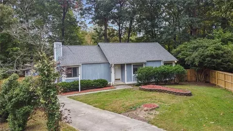 3100 Manchester Ct, Jamestown, NC 27282