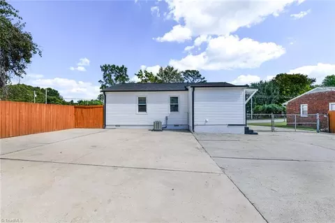 608 Paramount St, High Point, NC 27260 photo 26