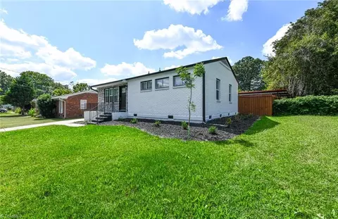 608 Paramount St, High Point, NC 27260 photo 3