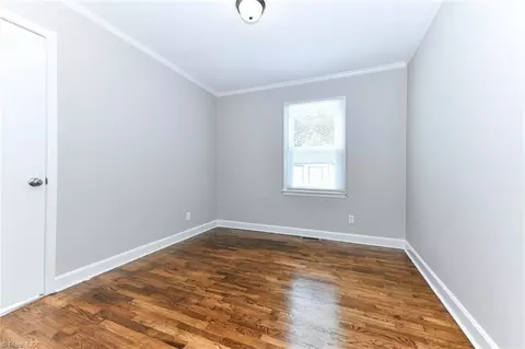 608 Paramount St, High Point, NC 27260 photo 16