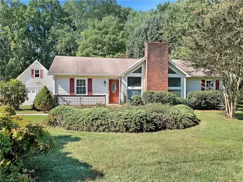 1509 Underpass Rd, Advance, NC 27006
