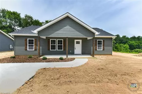 213 Agner Ln, Lexington, NC 27292