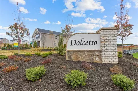 460 Dolcetto Ave #69, Lexington, NC 27295