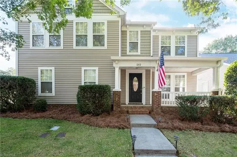 212 Bridgewater Dr, Bermuda Run, NC 27006