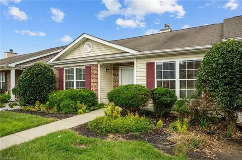 2792 Waterstone Loop, High Point, NC 27265 photo 2