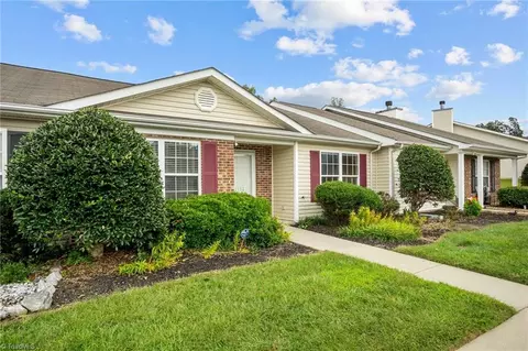 2792 Waterstone Loop, High Point, NC 27265 photo 3
