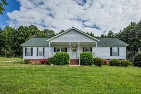 5069 Wilkes Yadkin Rd, Ronda, NC 28670