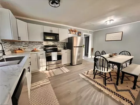 107 Newman Rd, Elkin, NC 28621 photo 5