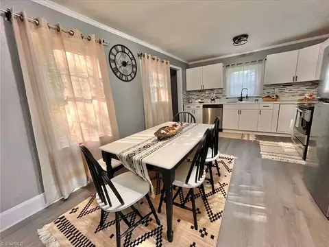 107 Newman Rd, Elkin, NC 28621 photo 4