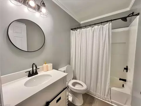 107 Newman Rd, Elkin, NC 28621 photo 3