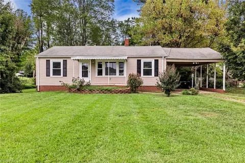 322 Nc Highway 42, Asheboro, NC 27203