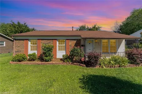 903 Ashe St, Greensboro, NC 27406
