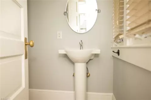 1207 Johnson St, High Point, NC 27262 photo 18