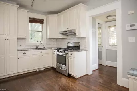 1207 Johnson St, High Point, NC 27262 photo 12