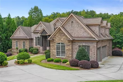 6303 Nesting Way, Oak Ridge, NC 27310