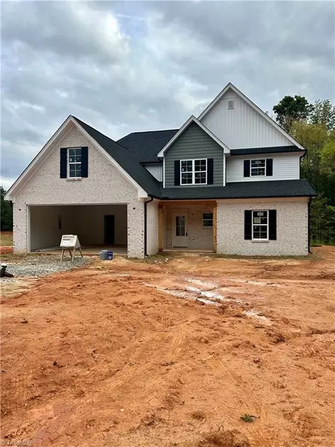 304 Fulton Rd, Advance, NC 27006