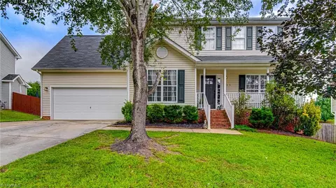 345 Crooked Tree Dr, Kernersville, NC 27284