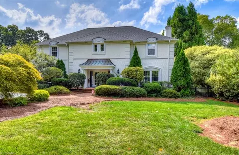 2680 Reynolds Dr, Winston Salem, NC 27104