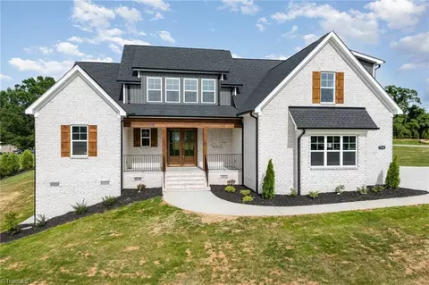 7500 Skippers Trce, Oak Ridge, NC 27310