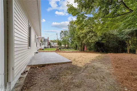 814 Circle Dr, High Point, NC 27262 photo 37