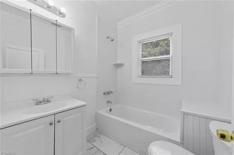 814 Circle Dr, High Point, NC 27262 photo 16
