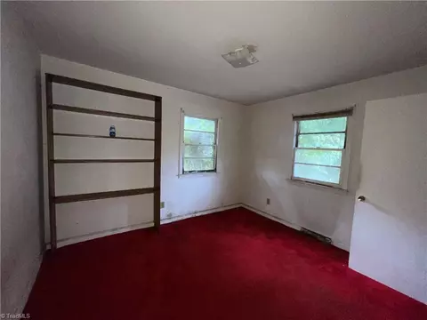 714 Roach St, Mayodan, NC 27027 photo 18