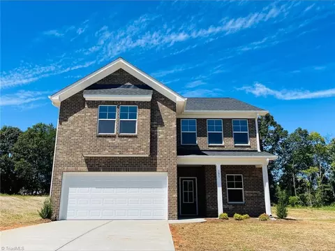 151 Laurel Ridge Ln, Lexington, NC 27295