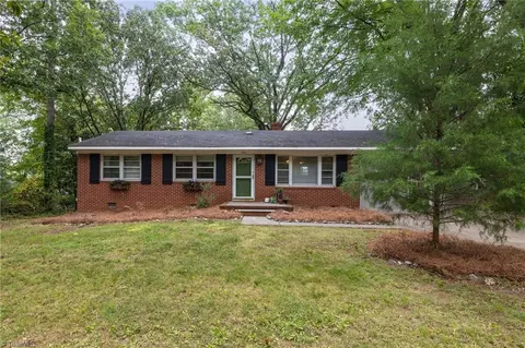 4920 Kenview St, Greensboro, NC 27410