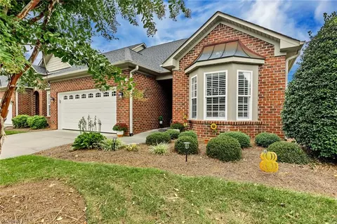 511 Lake Dr N, Winston Salem, NC 27127