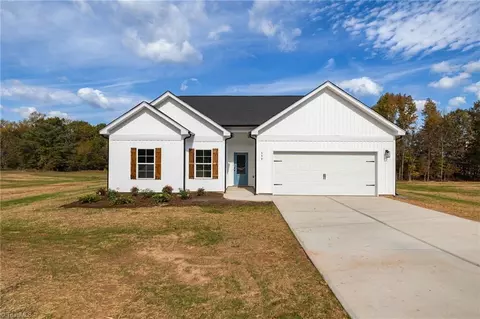 559 River Rd, Stoneville, NC 27048