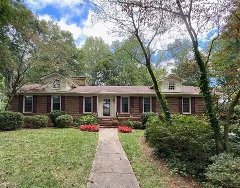 515 Merrybrook Ct, Clemmons, NC 27012