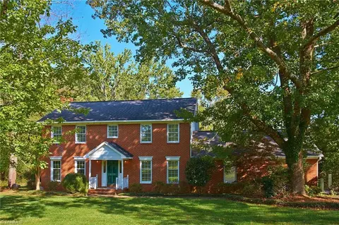 5105 Huntingwood Dr, Pleasant Garden, NC 27313