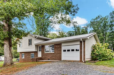 2813 Whites Memorial Rd, Franklinville, NC 27248