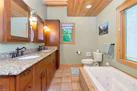 1625 Staghorn Rd, Purlear, NC 28665 photo 24