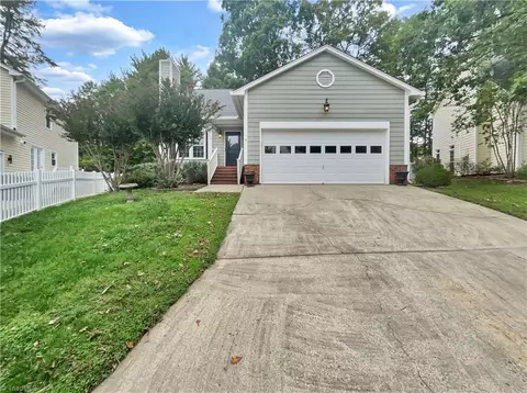 22 Irving Park Ln, Greensboro, NC 27455