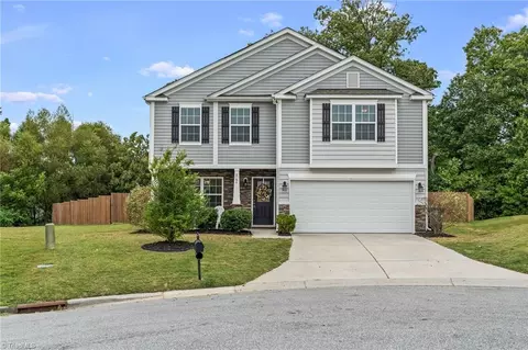 2790 Pine Cove Dr, Winston Salem, NC 27127