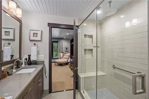 201 Prestwick Dr, High Point, NC 27265 photo 21