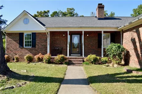 923 Rascoe Dameron Rd, Burlington, NC 27217