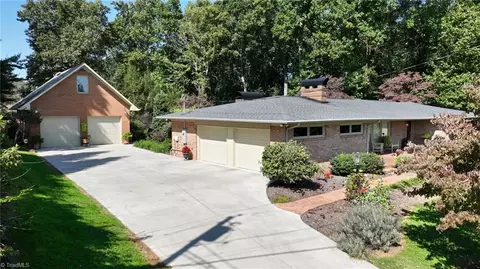 355 Forest Dr, Wilkesboro, NC 28697